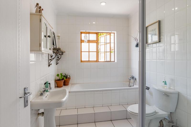 3 Bedroom Property for Sale in Zevendal Western Cape